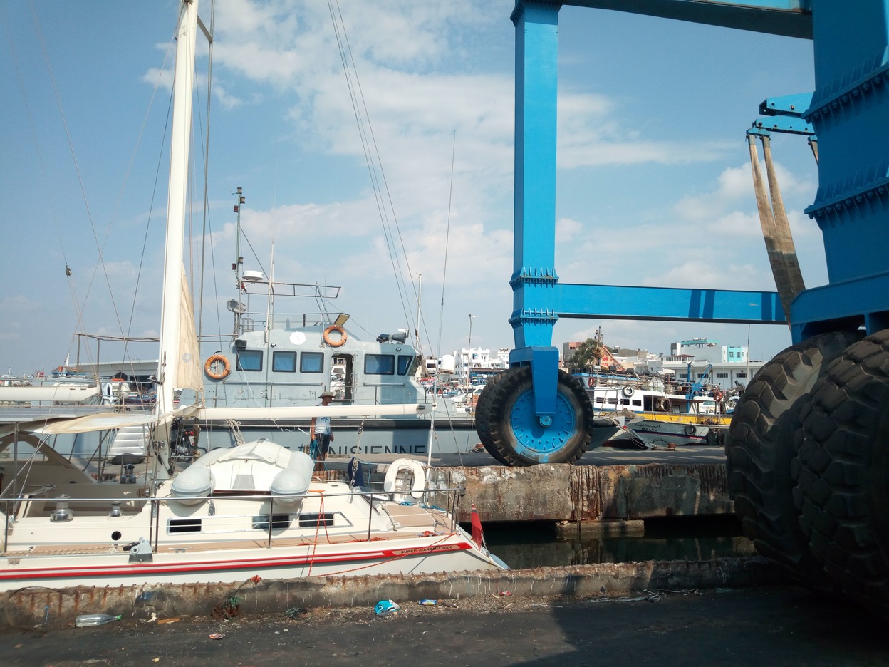  🇹🇳️ Hauling out in Kelibia images/2019/kel/4.jpg