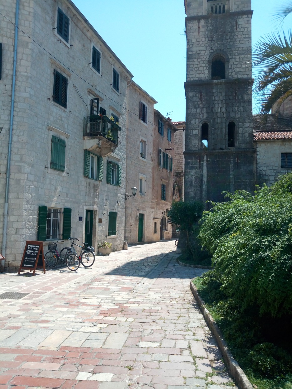  🇲🇪️ Montenegro images/2020/mont/11.jpg