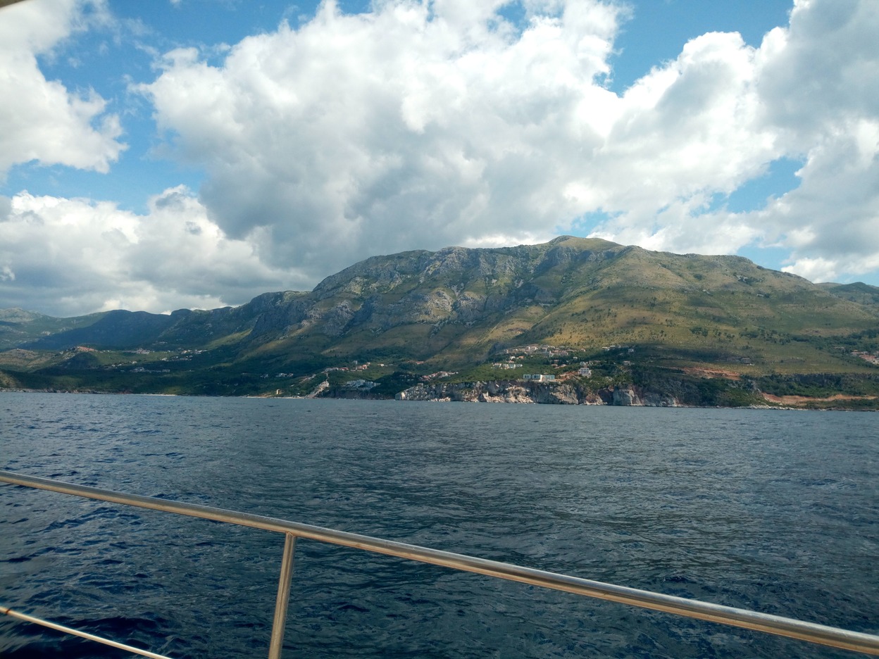  🇲🇪️ Montenegro images/2020/mont/2.jpg