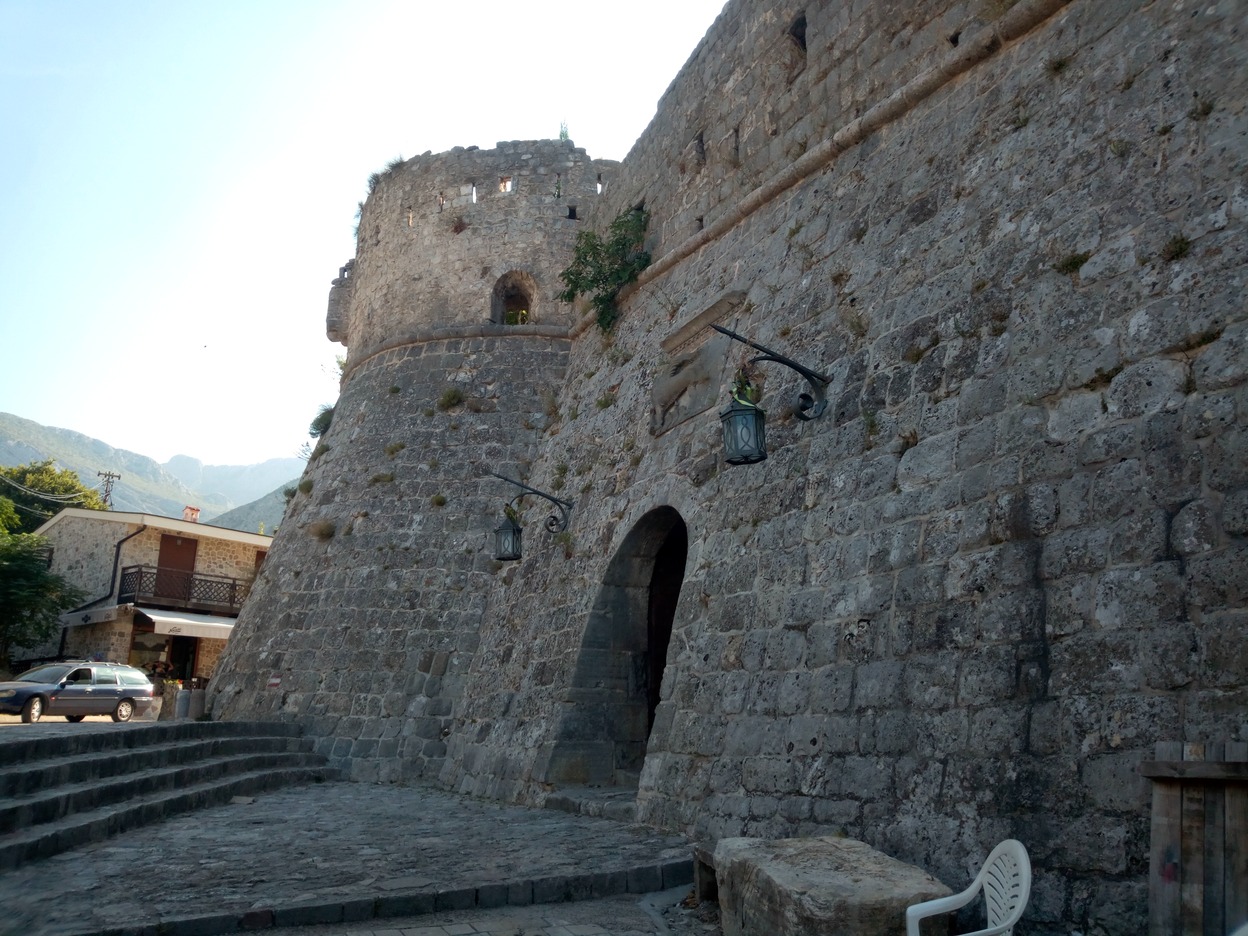  🇲🇪️ Montenegro images/2020/mont/40.jpg