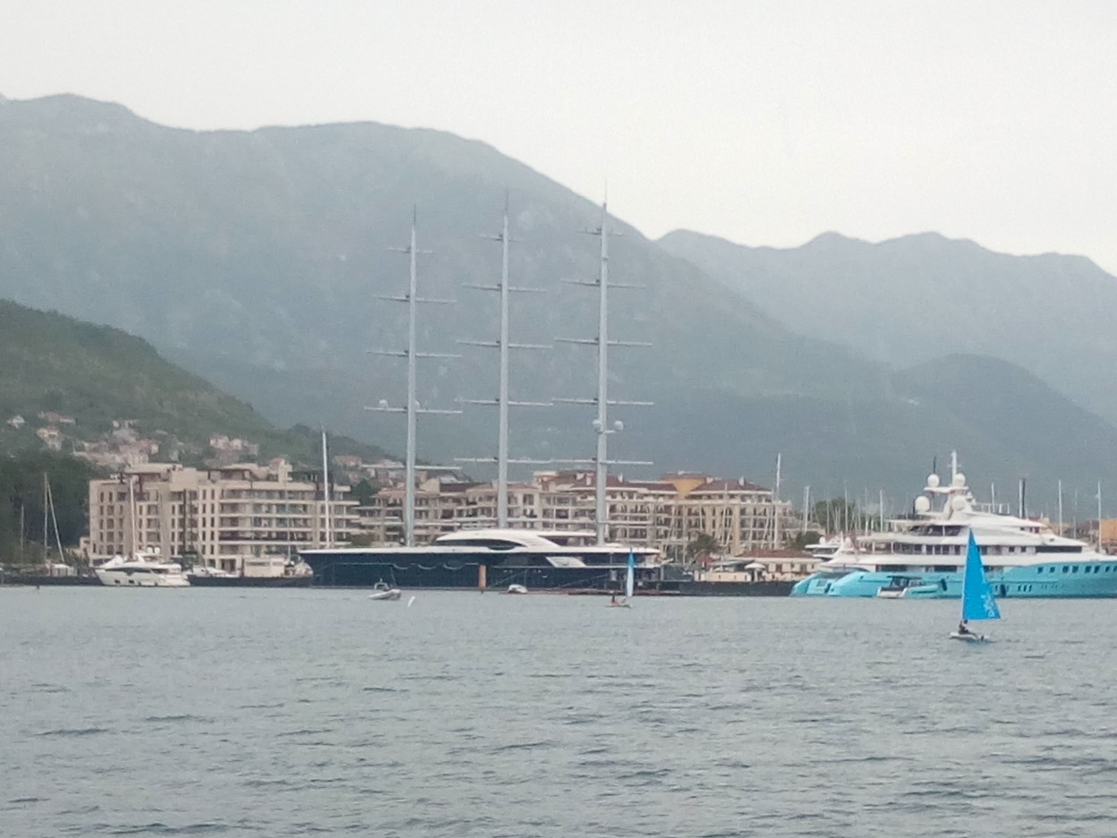  🇲🇪️ Montenegro images/2020/mont/5.jpg