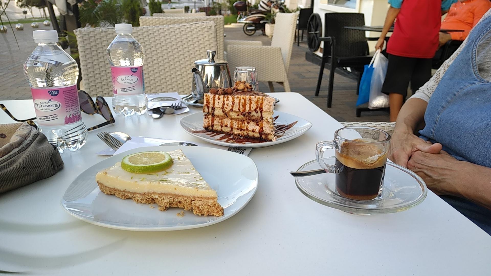  🇲🇦️ Tangiers Morocco images/2022/mo/cake.jpg