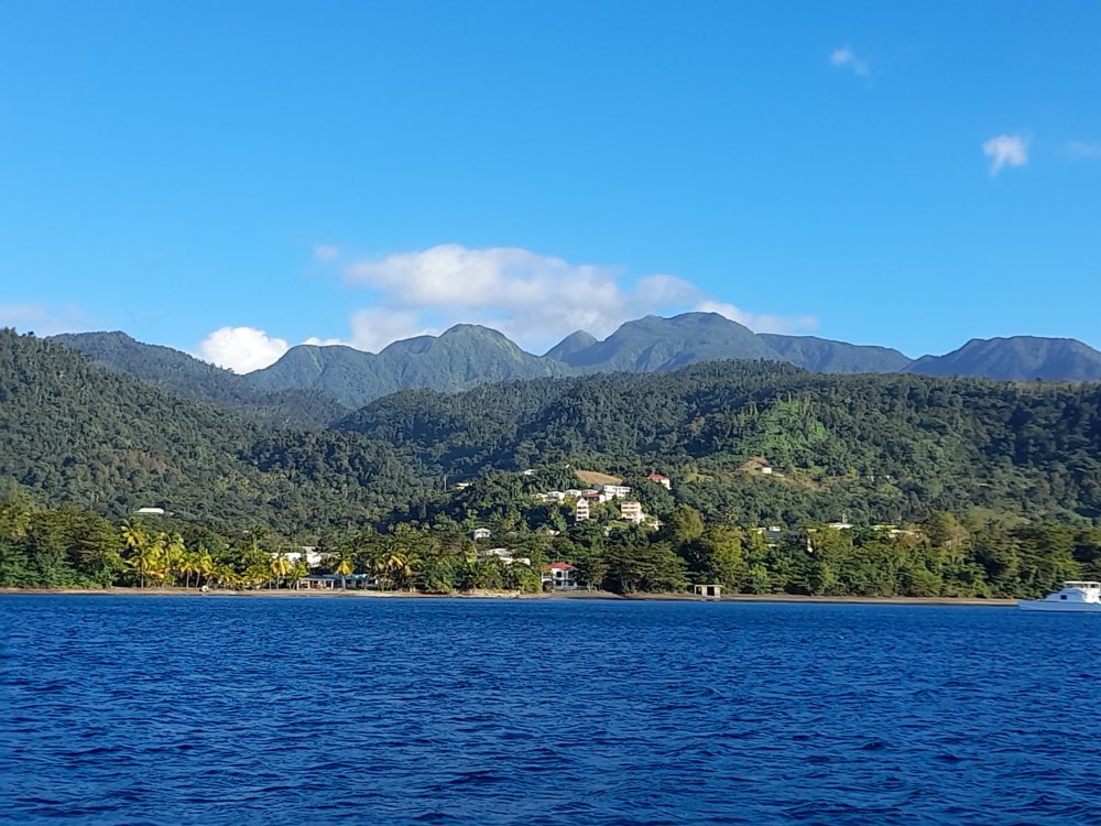  🇩🇲️ Dominica images/2023/dom/7a.jpg