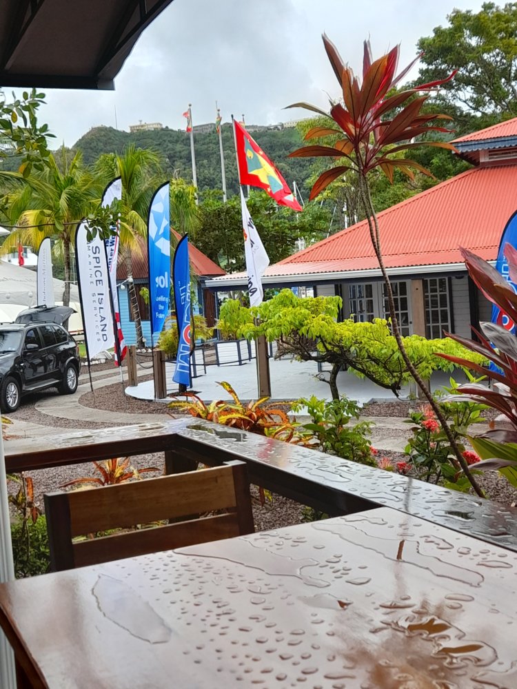  🇬🇩️ Grenada images/2023/gren/3.jpg