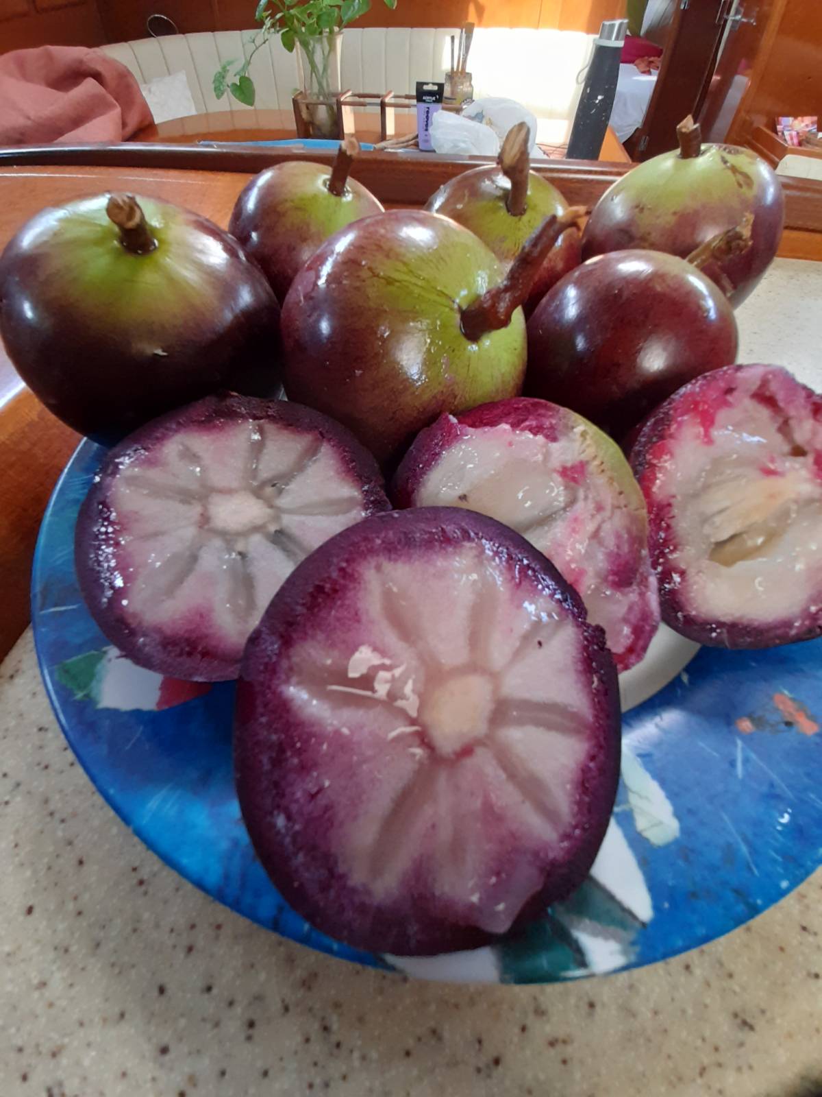  🇵🇫️ Hiva Oa images/2023/ho/apple.jpg