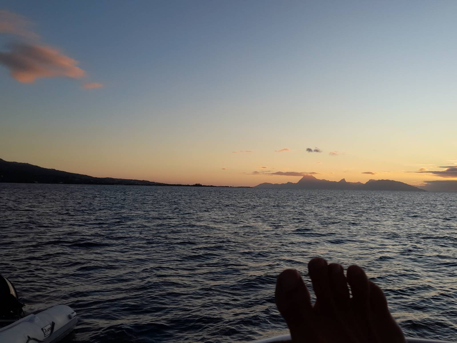  🇵🇫️ Moorea images/2023/mo/sunset.jpg