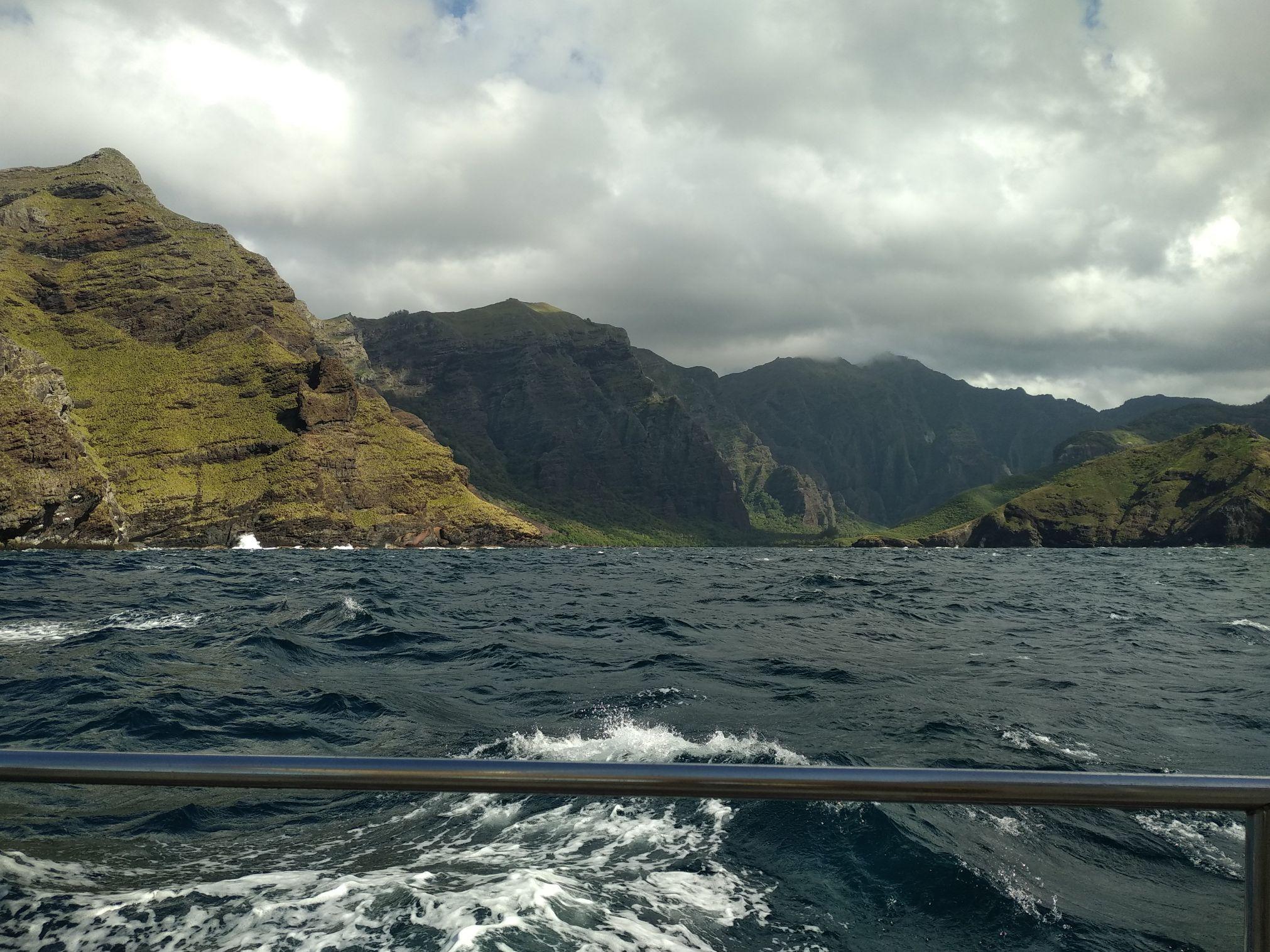  🇵🇫️ Sailing against the tradewinds images/2023/tm/t2.jpg