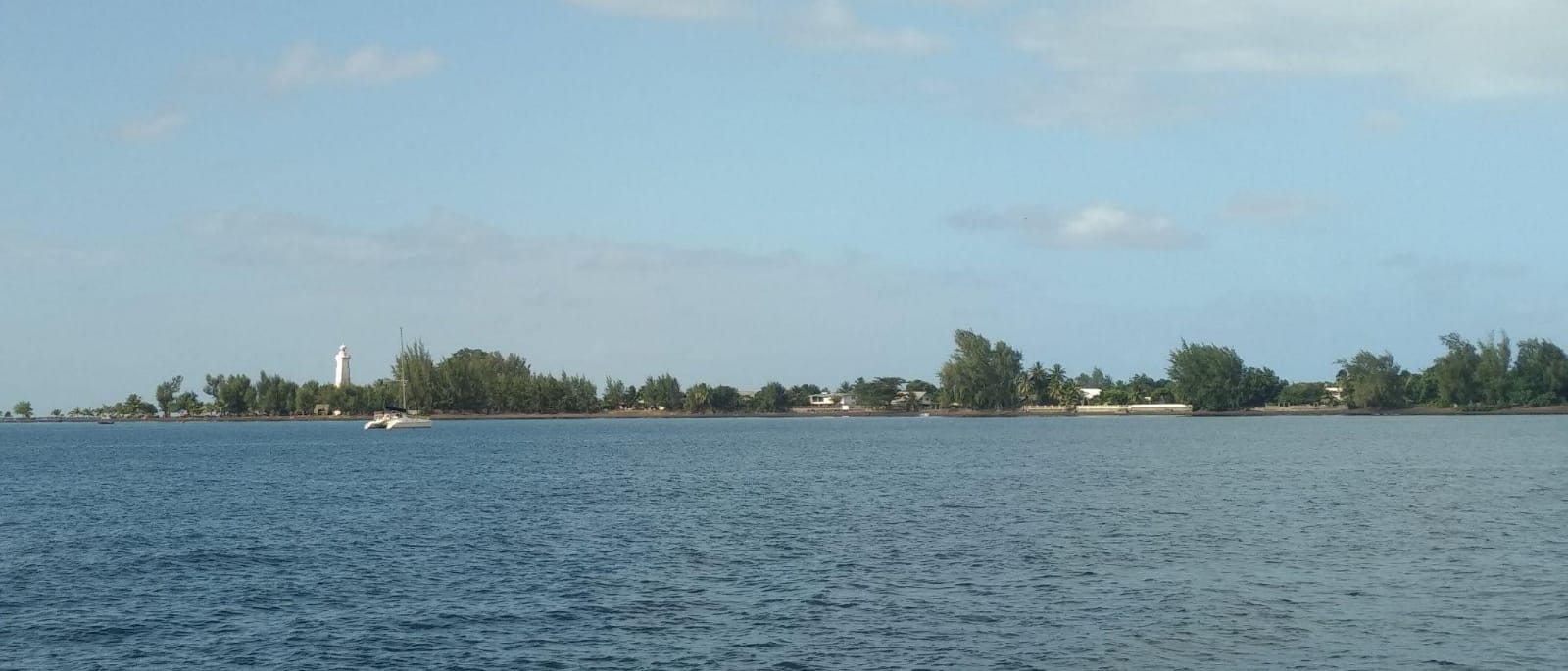  🇵🇫️ Sailing under bare poles images/2023/ut/tah.jpg