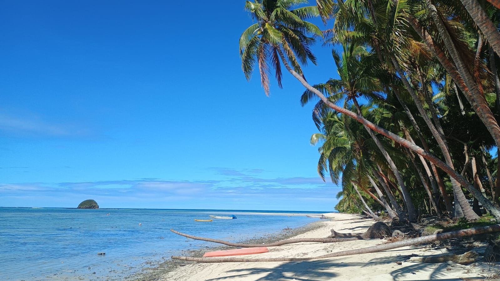 🇫🇯️ The Yasawa islands images/2025/yas/m1.jpg