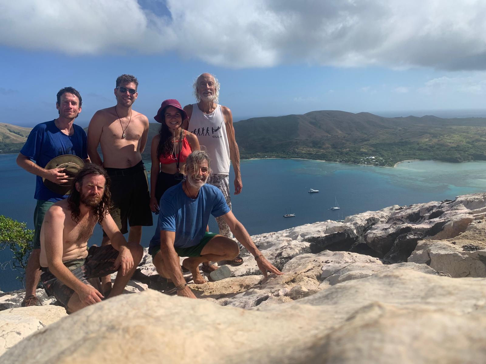 🇫🇯️ The Yasawa islands images/2025/yas/top.jpg
